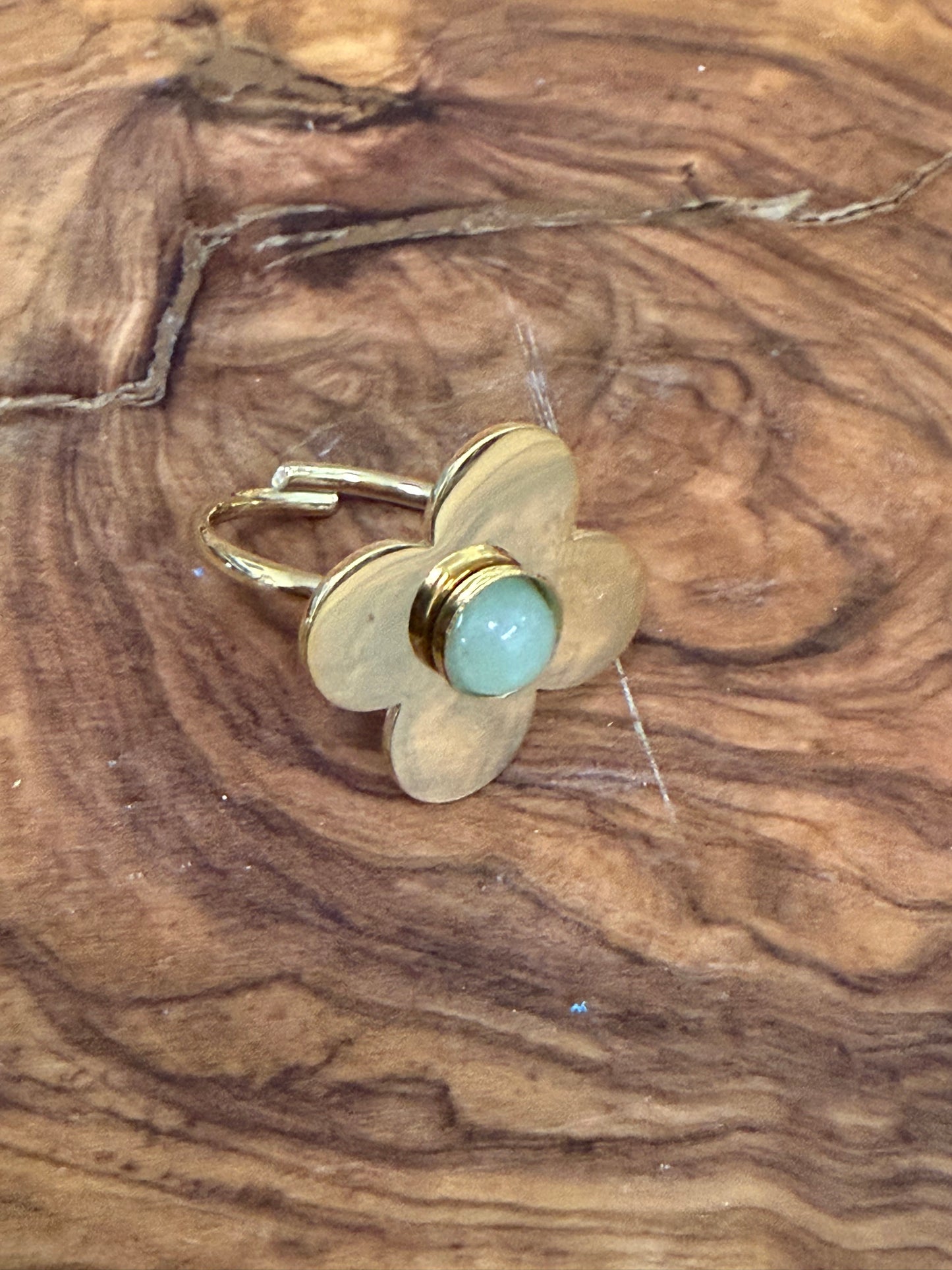 Anillo ajustable forma de flor